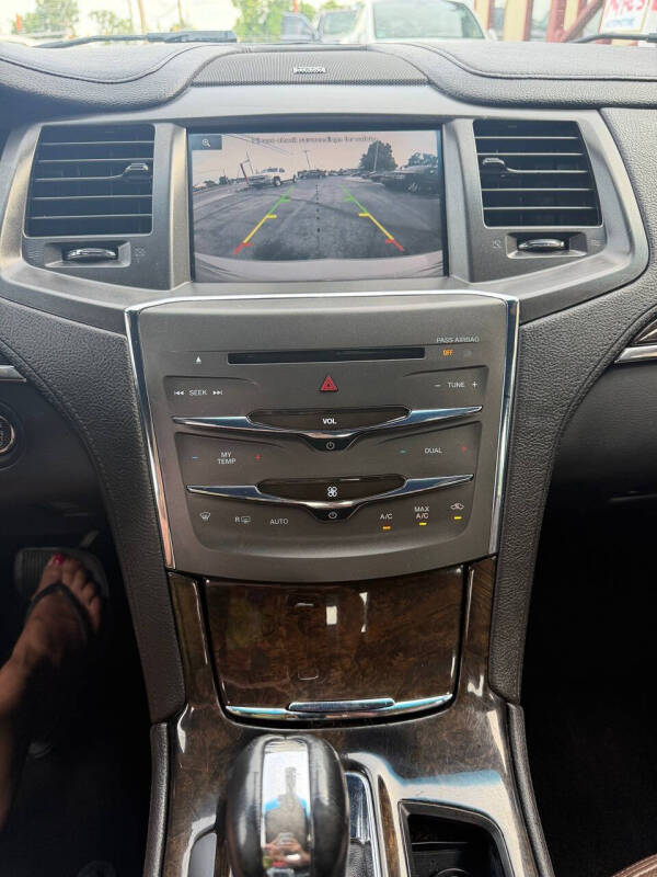 2014 Lincoln MKS