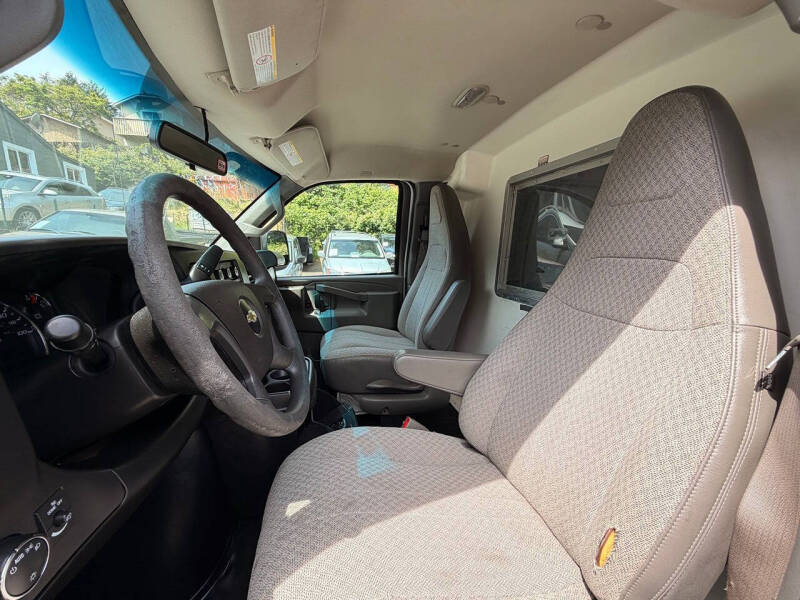 2017 Chevrolet Express 2500