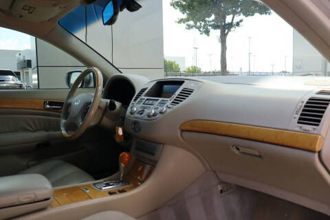 2003 Infiniti Q45 Luxury