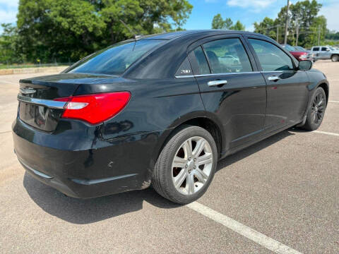 2012 Chrysler 200 Limited