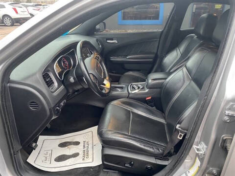 2015 Dodge Charger SXT