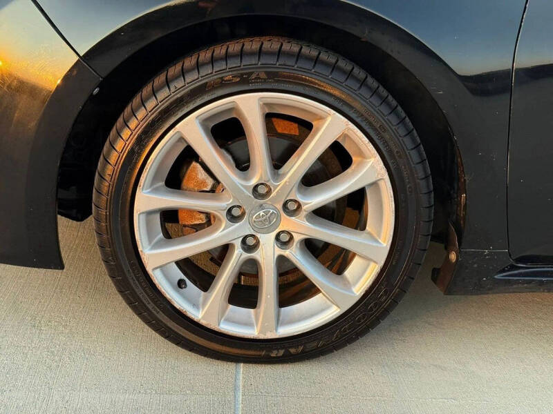 2014 Toyota Avalon XLE