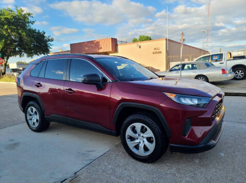 2019 Toyota RAV4 LE