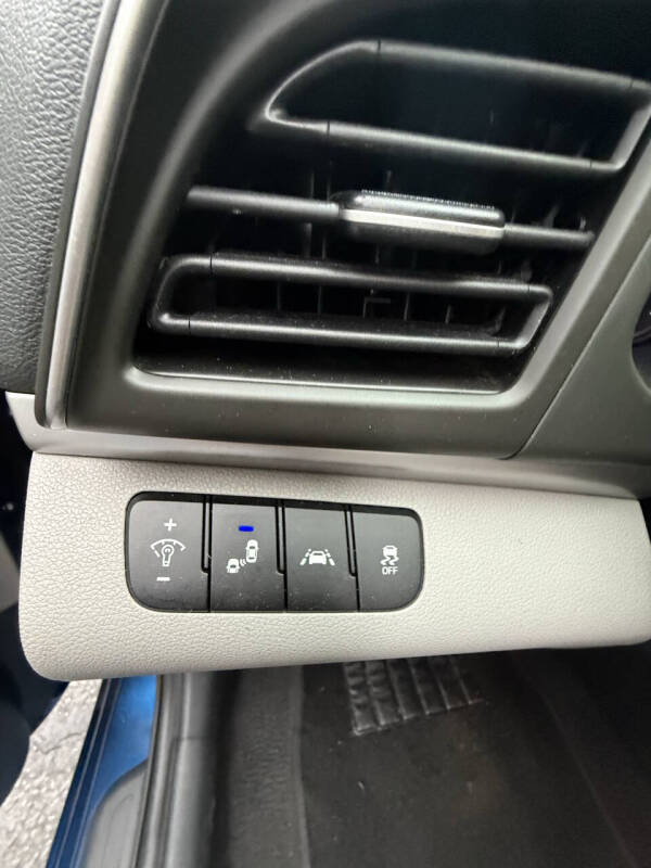 2019 Hyundai Elantra Value Edition