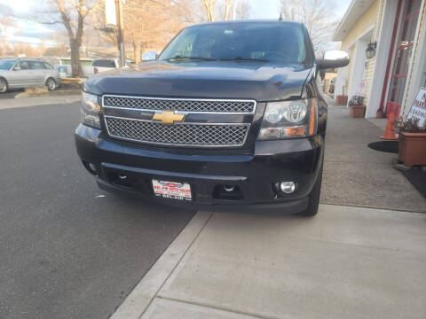 2014 Chevrolet Suburban LTZ
