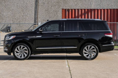 2022 Lincoln Navigator Standard