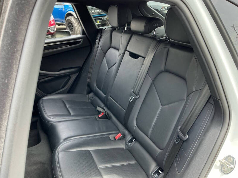 2021 Porsche Macan