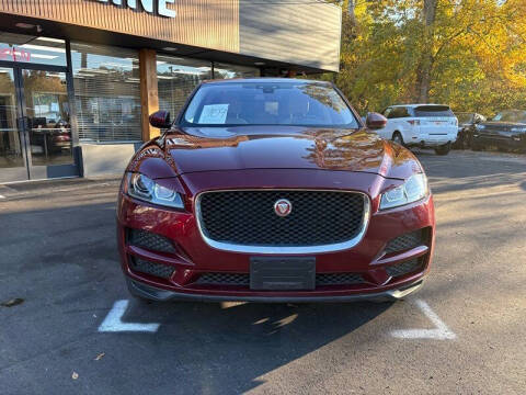 2017 Jaguar F-PACE 35t Prestige