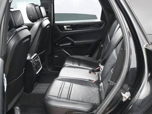 2019 Porsche Cayenne E-Hybrid