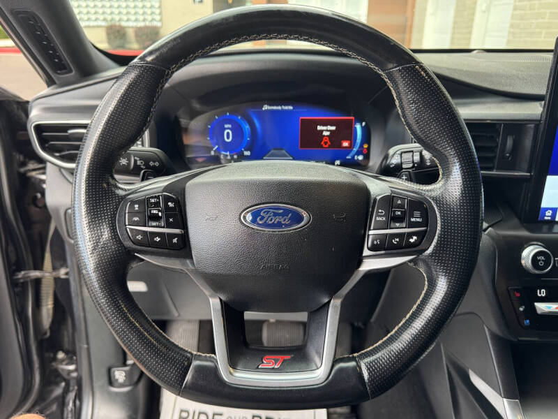 2020 Ford Explorer ST
