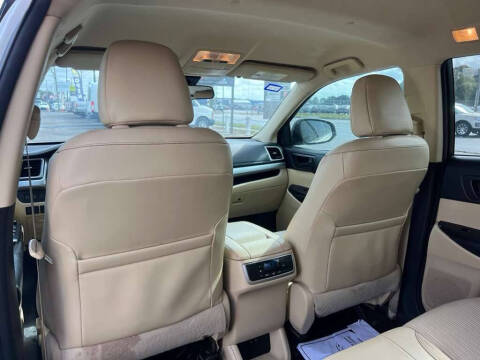 2018 Toyota Highlander LE Plus