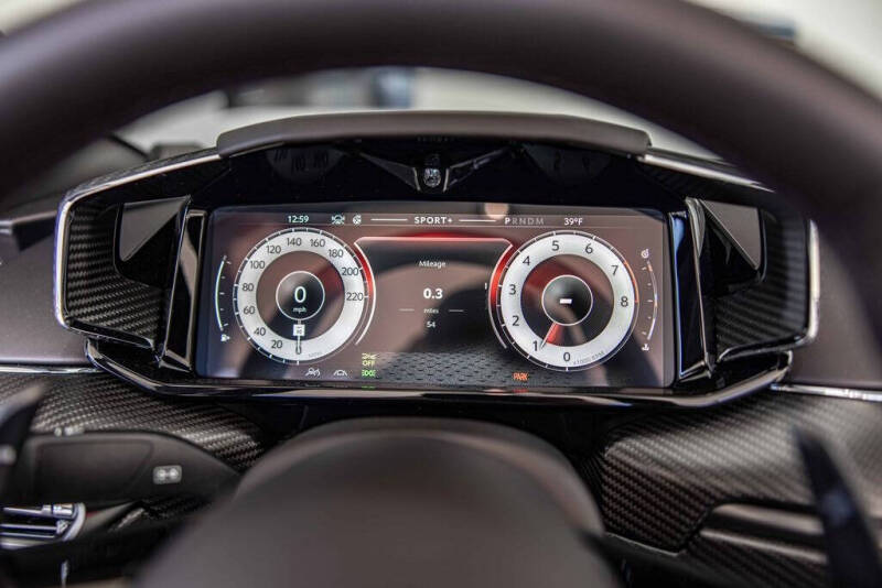 2026 Aston Martin Vanquish Volante