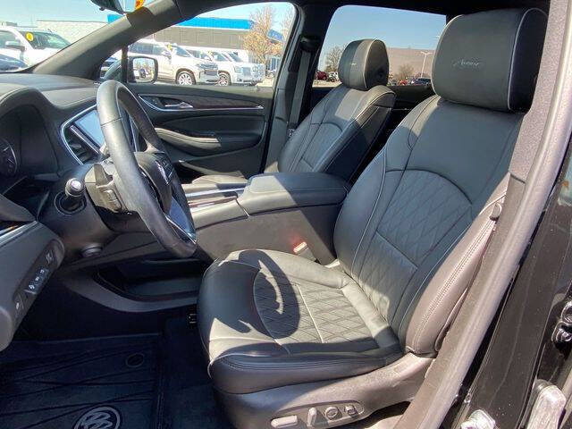 2022 Buick Enclave Avenir