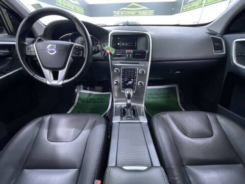 2016 Volvo XC60 T5 Drive-E Platinum