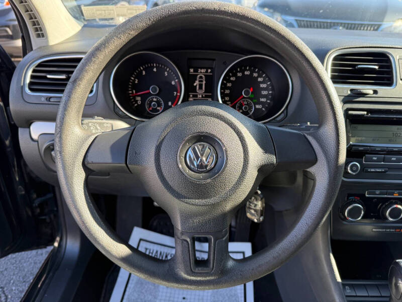 2011 Volkswagen Golf 2.5L PZEV