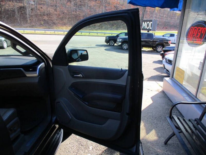 2016 Chevrolet Suburban LT