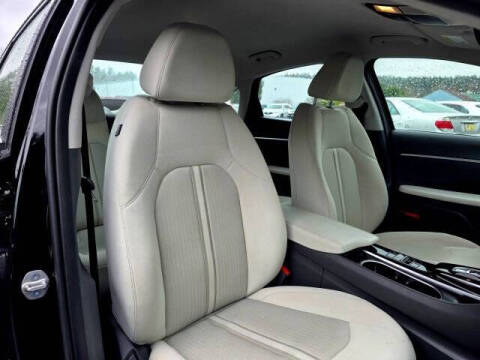 2023 Hyundai Sonata SE