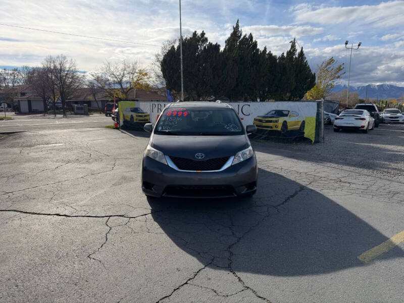 2015 Toyota Sienna