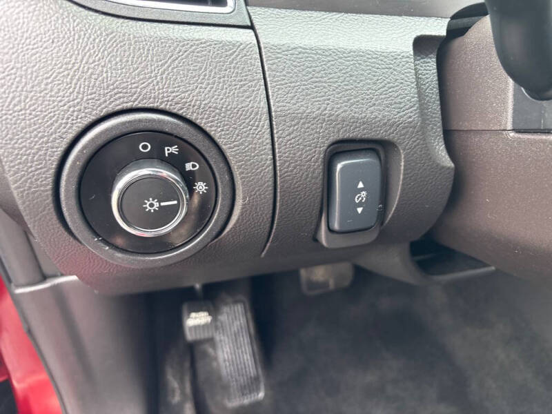 2018 Ford Taurus SEL