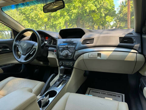 2014 Acura ILX 2.0L w/Tech