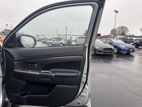 2024 Mitsubishi Outlander Sport SE