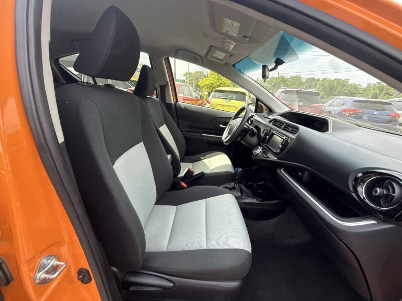 2015 Toyota Prius c Three
