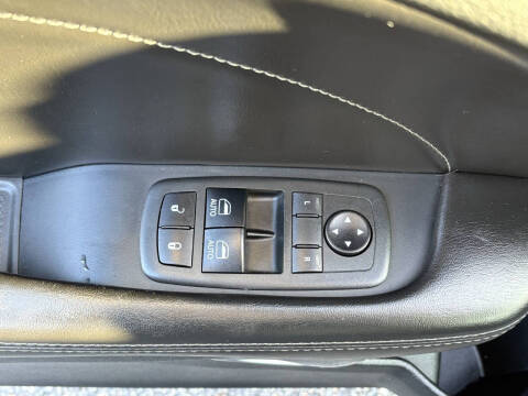 2018 Dodge Challenger SXT Plus