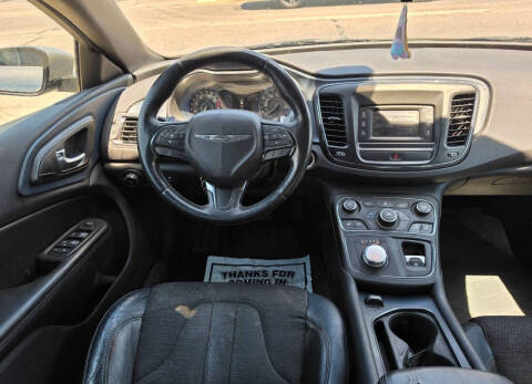 2015 Chrysler 200 S