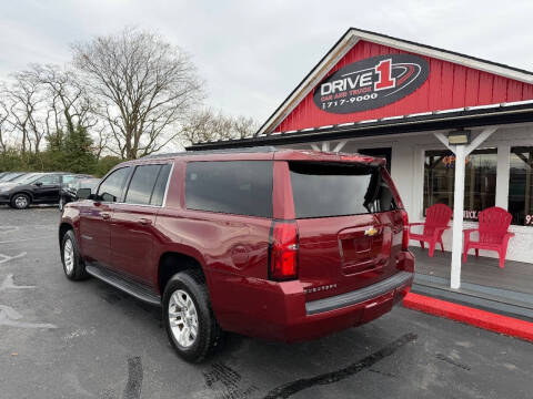 2017 Chevrolet Suburban LT