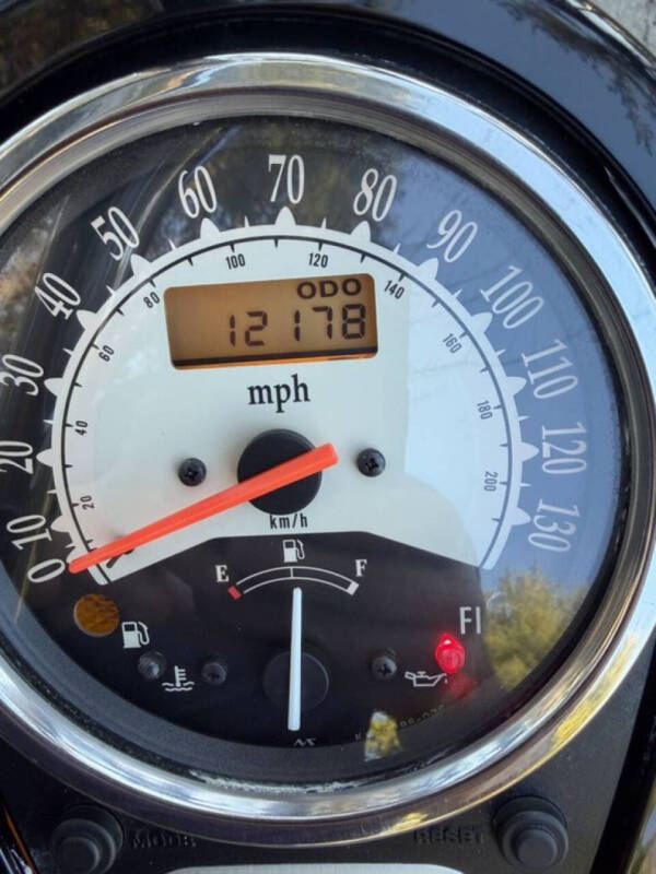 2021 Kawasaki Vulcan 900 Custom