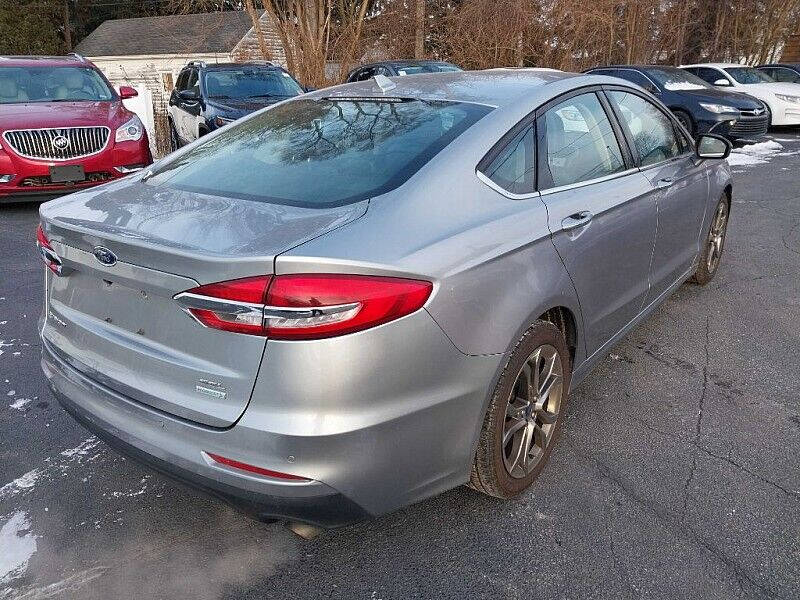 2020 Ford Fusion SEL