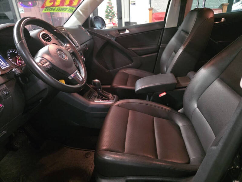 2013 Volkswagen Tiguan SE 4Motion