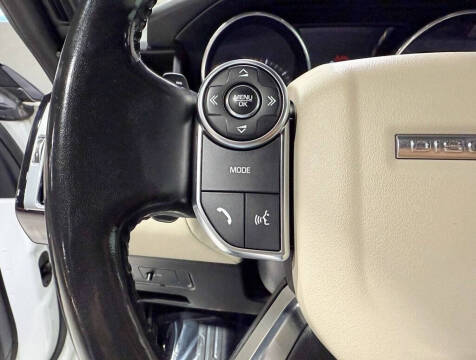 2017 Land Rover Discovery SE