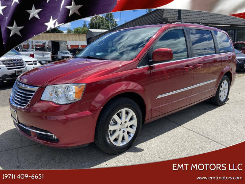 2014 Chrysler Town and Country Touring
