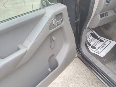 2014 Nissan Frontier S