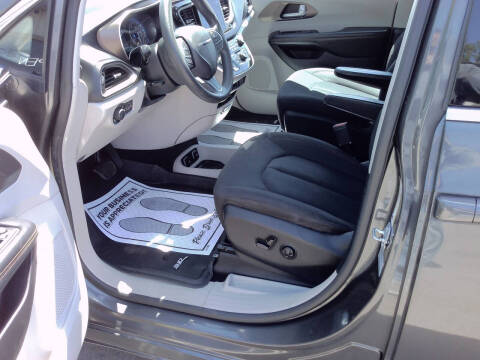 2017 Chrysler Pacifica Touring