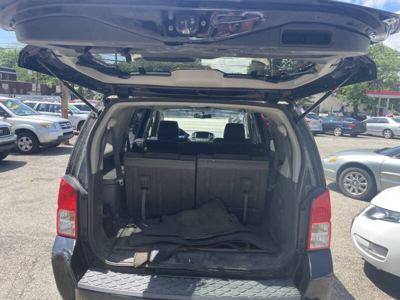 2008 Nissan Pathfinder SE