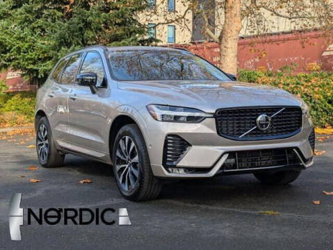 2025 Volvo XC60 B5 Plus Dark Theme