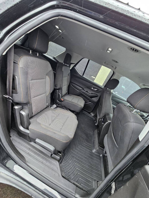 2018 Chevrolet Traverse LT Cloth
