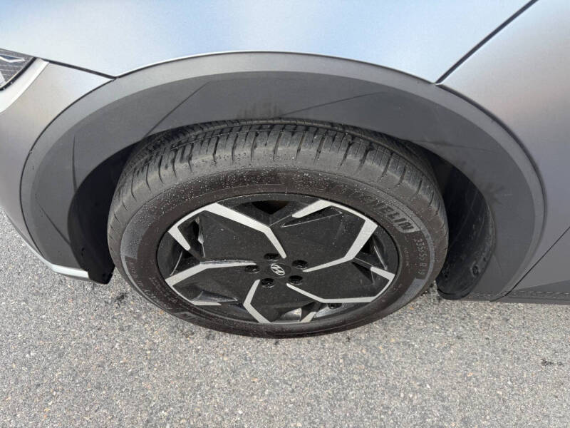 2024 Hyundai Ioniq 5 SEL