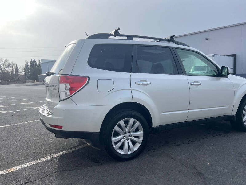 2013 Subaru Forester 2.5X Limited