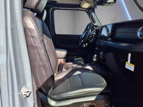 2025 Jeep Gladiator High Tide