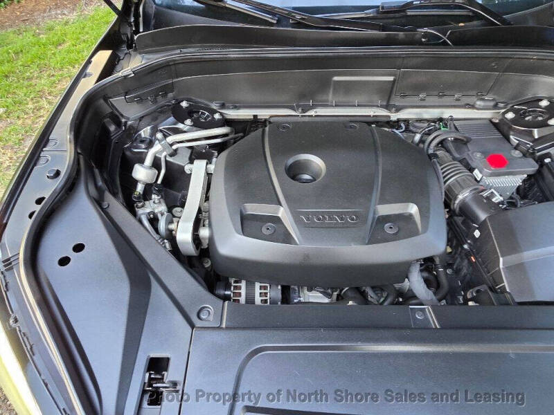 2018 Volvo XC90 T6 Momentum