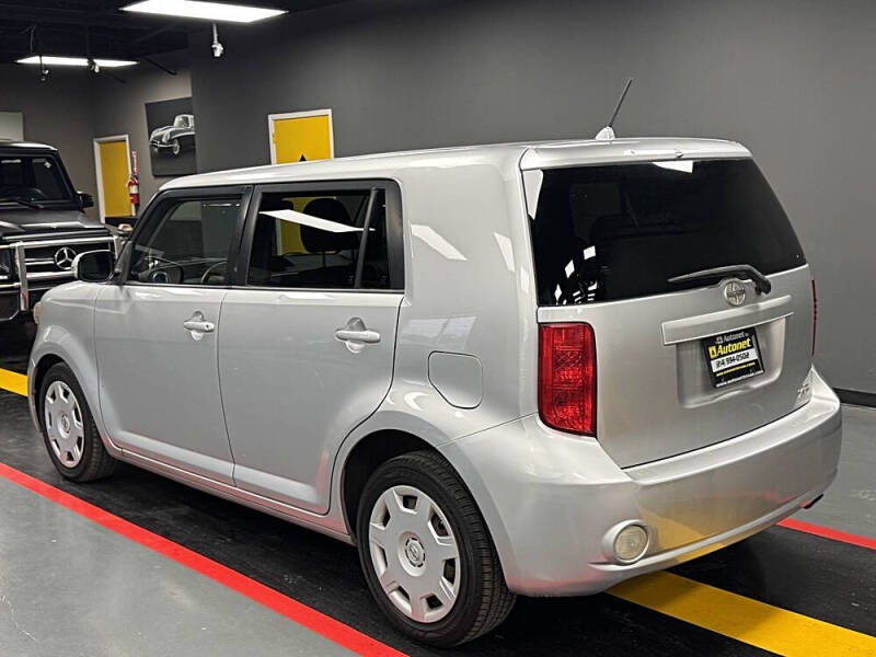 2009 Scion xB