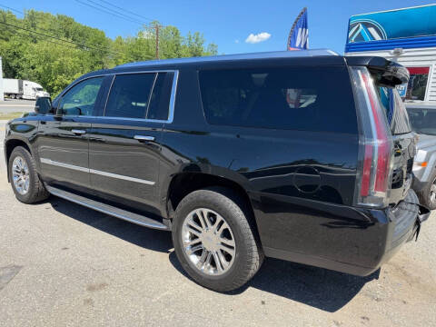 2018 Cadillac Escalade ESV Standard