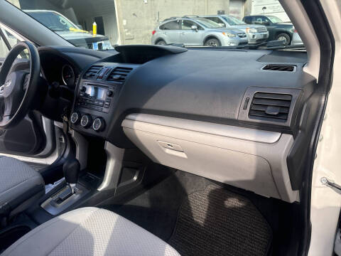 2014 Subaru Forester 2.5i