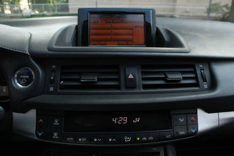 2011 Lexus CT 200h