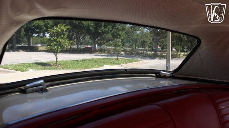 1957 Ford Thunderbird