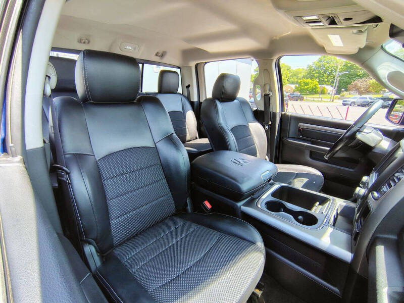2016 RAM 1500 Sport