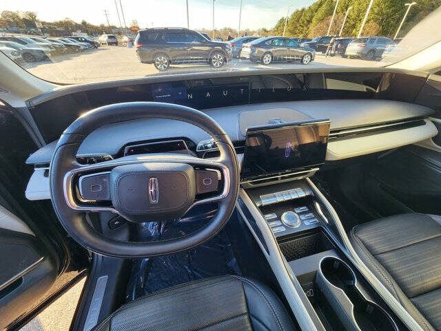 2024 Lincoln Nautilus Reserve